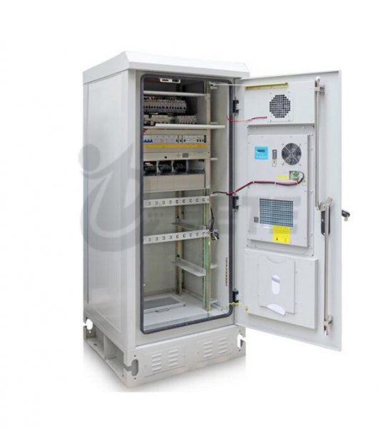 Outdoor Telecommunication Battery Cabinet 500W Air-conditioned Street Cabinet