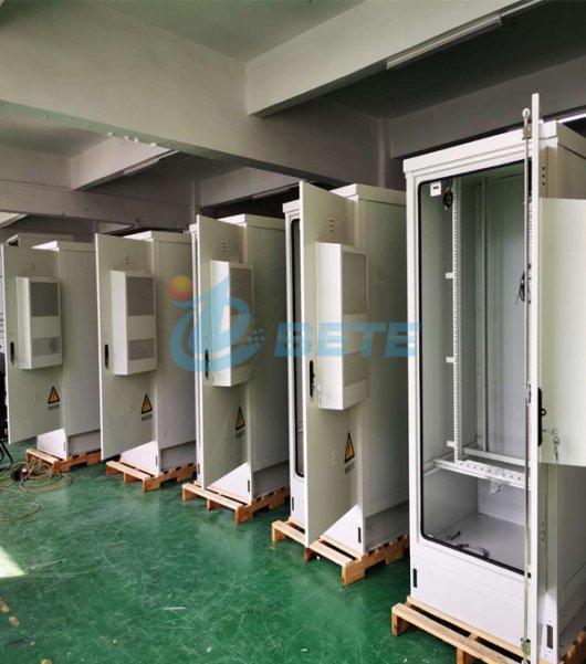 IP55 Outdoor Telecom Equipment Cabinet For BTS Station