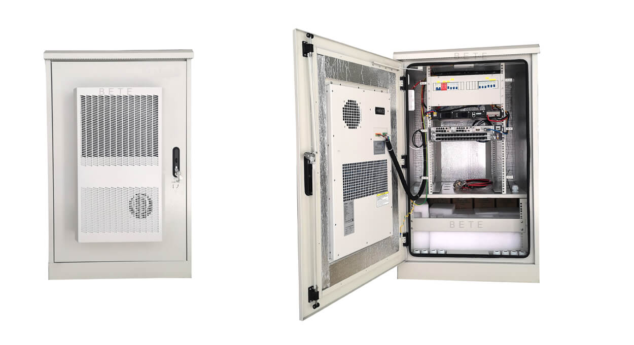 13U/24U armoire électrique extérieure armoire de climatisation, Cabinet électrique de coquille de banque de batterie d'armoire de puissance de redresseur IP65