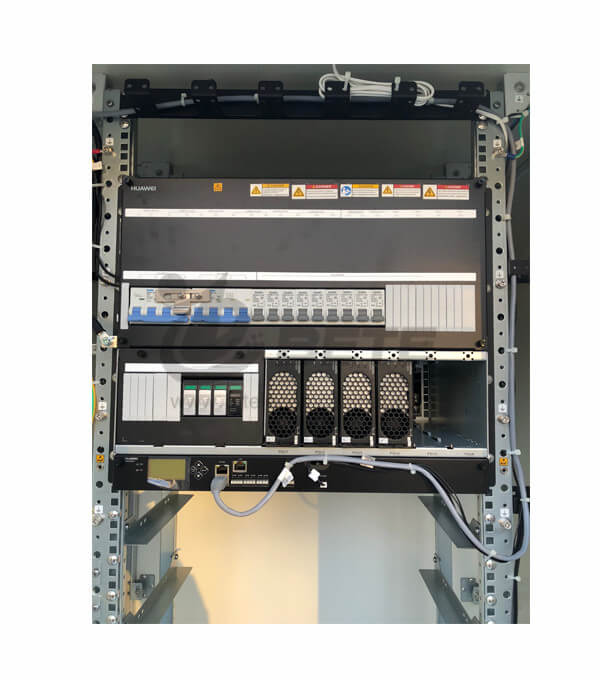 100Stockage de batterie de refroidissement de climatiseur en acier galvanisé par Cabinet extérieur de batterie d'AH